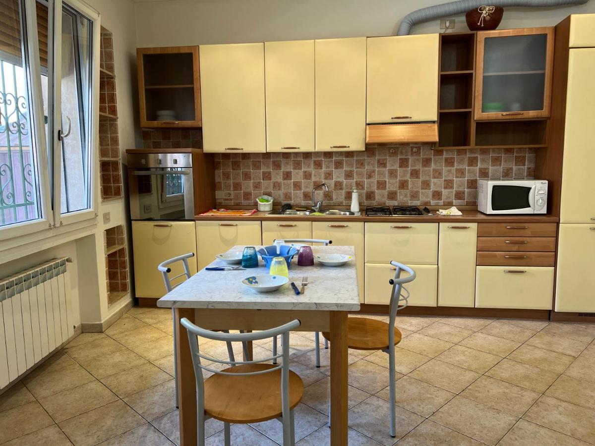 Appartamento Al Mare Βεντιμίλια Εξωτερικό φωτογραφία