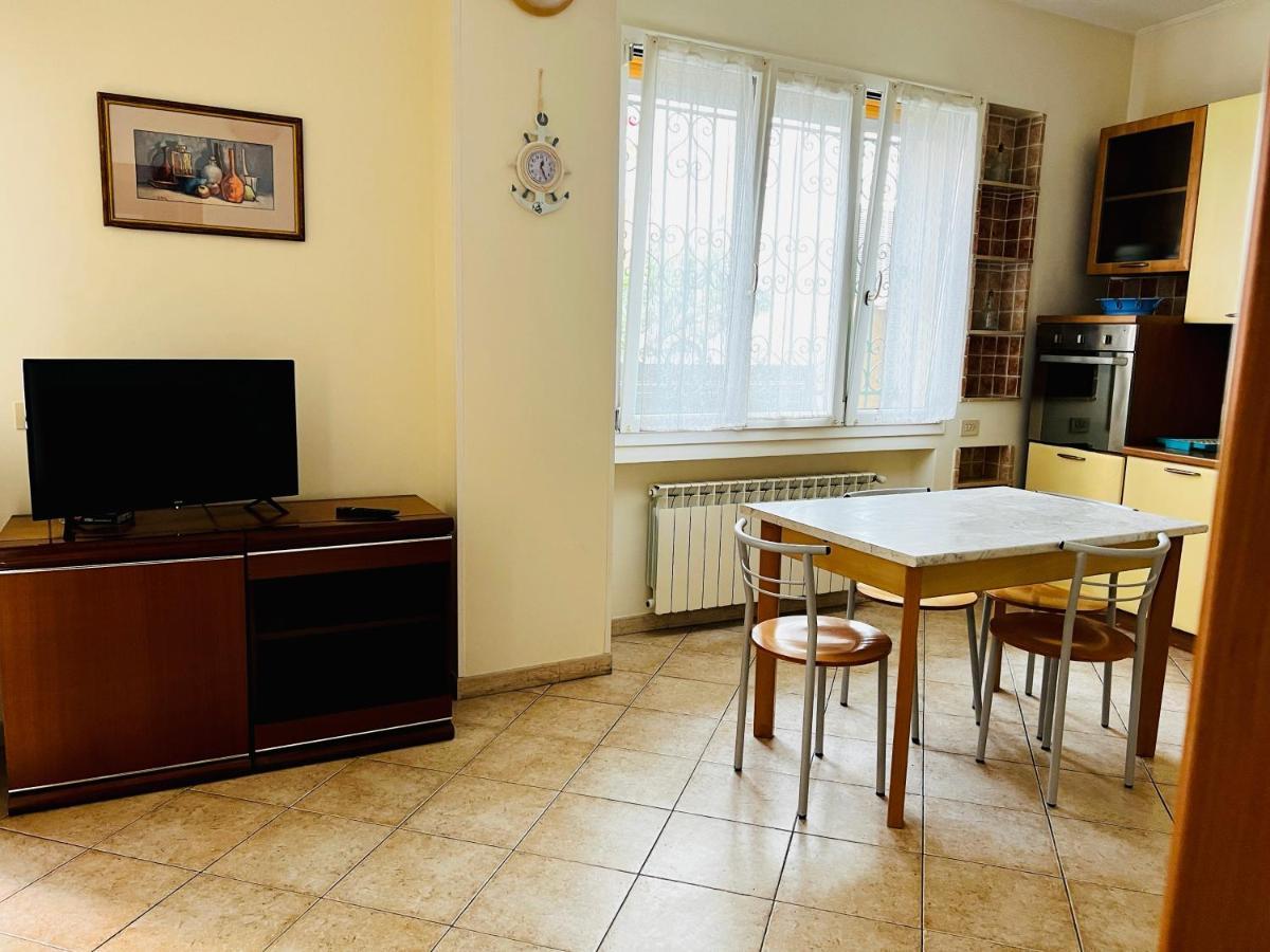 Appartamento Al Mare Βεντιμίλια Εξωτερικό φωτογραφία
